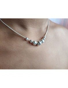 GARGANTILLA BOLAS DE PLATA 2